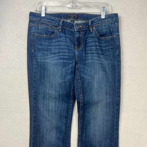 Banana Republic Women’s Size 8 Low Rise Boot Cut Jeans - Picture 2 of 11